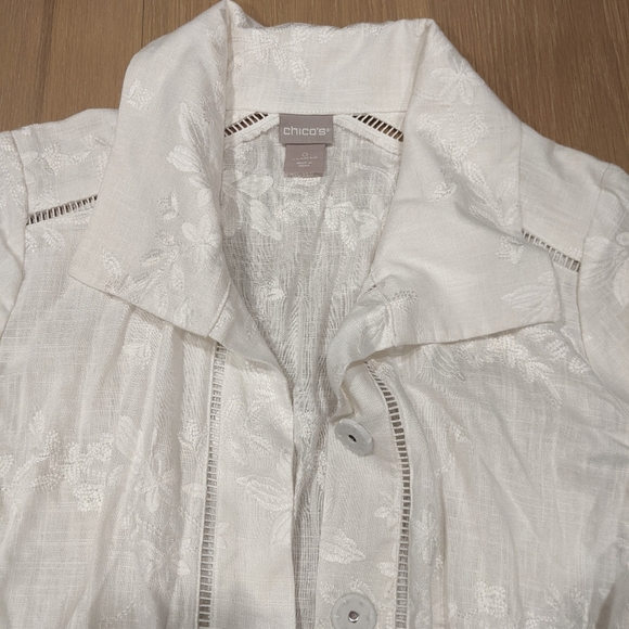 Beautiful Chico's linen blend embroidered jacket - Picture 7 of 8